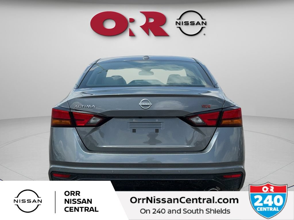 Used 2025 Nissan Altima 2.5 SR FWD image 6