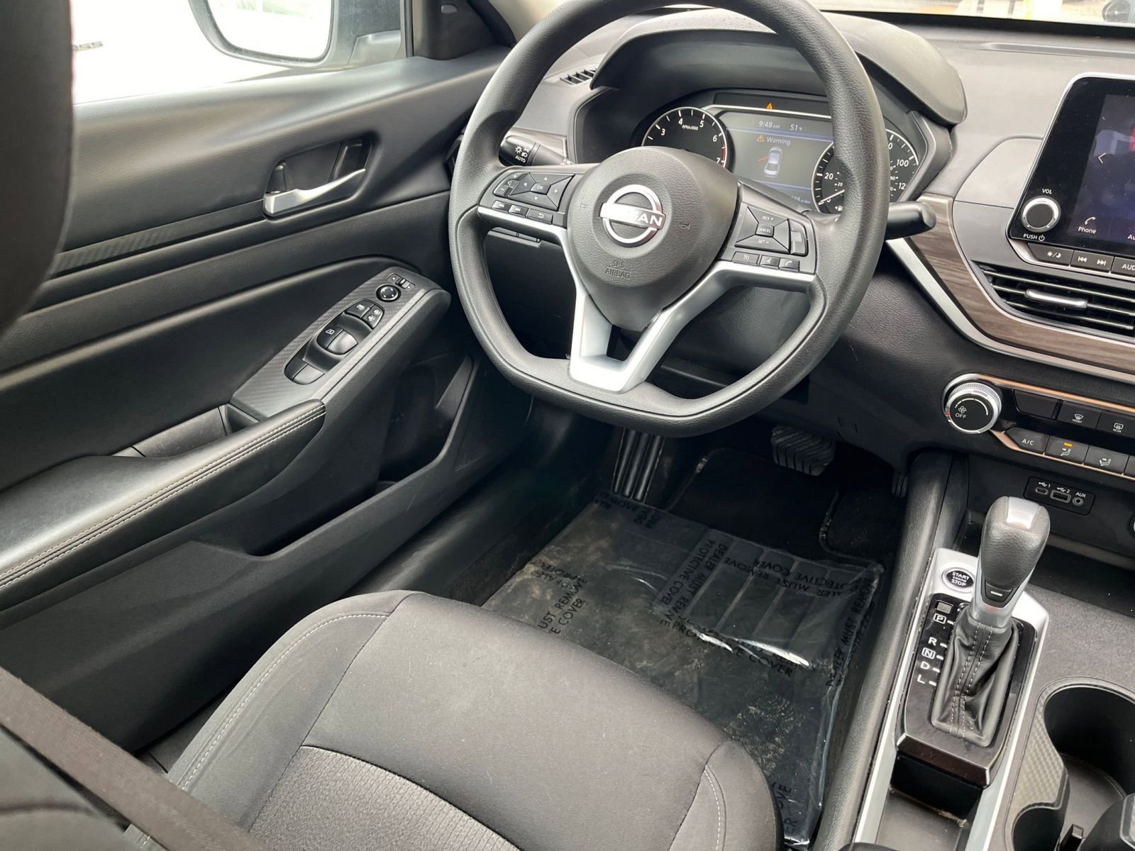 Used 2025 Nissan Altima 2.5 SV FWD image 33