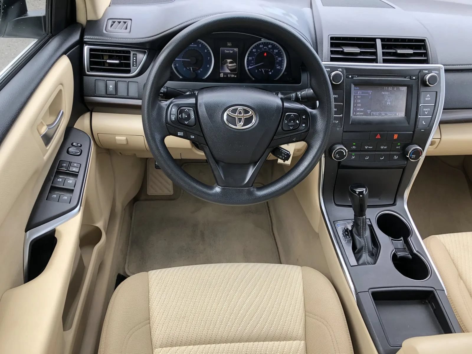 Used 2016 Toyota Camry LE FWD image 17