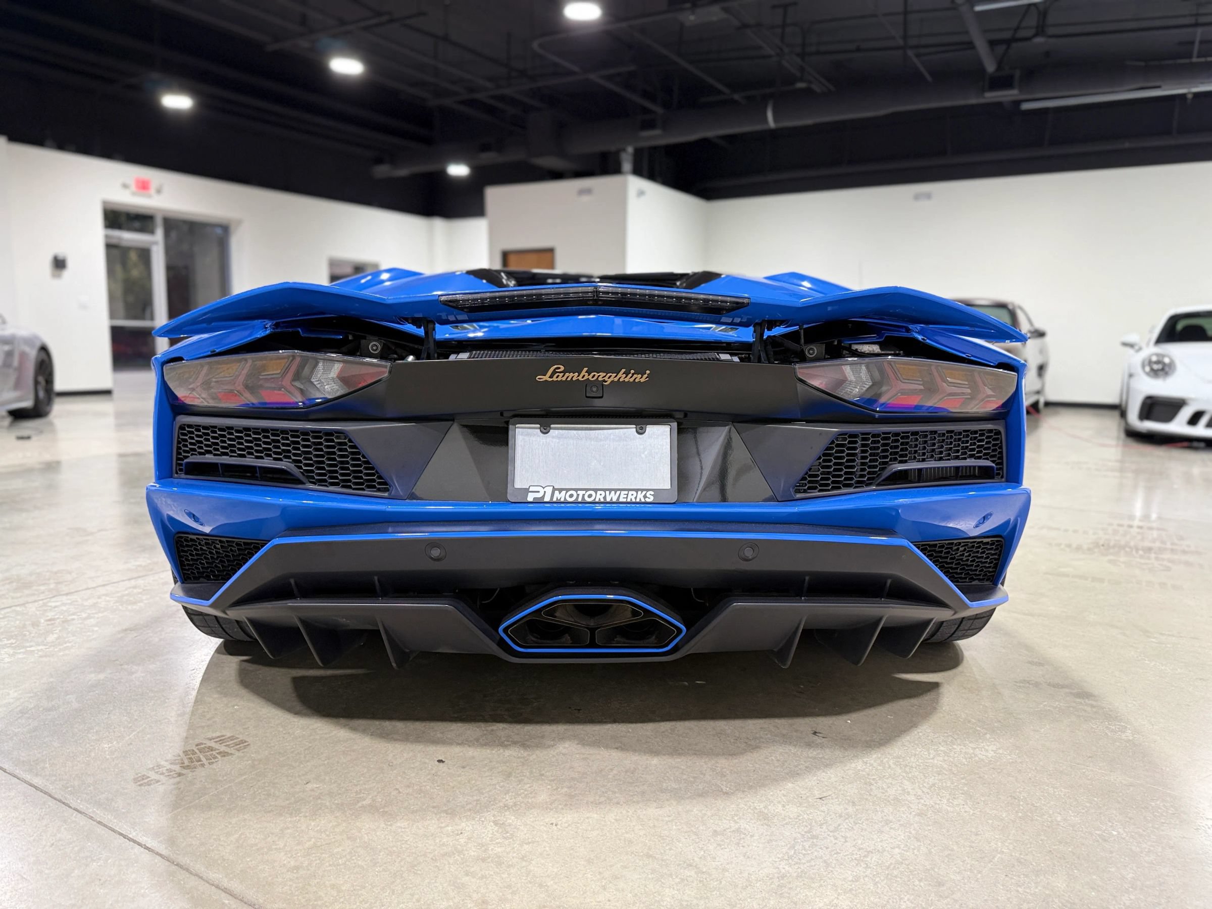 Used 2018 Lamborghini Aventador S AWD/4WD image 69