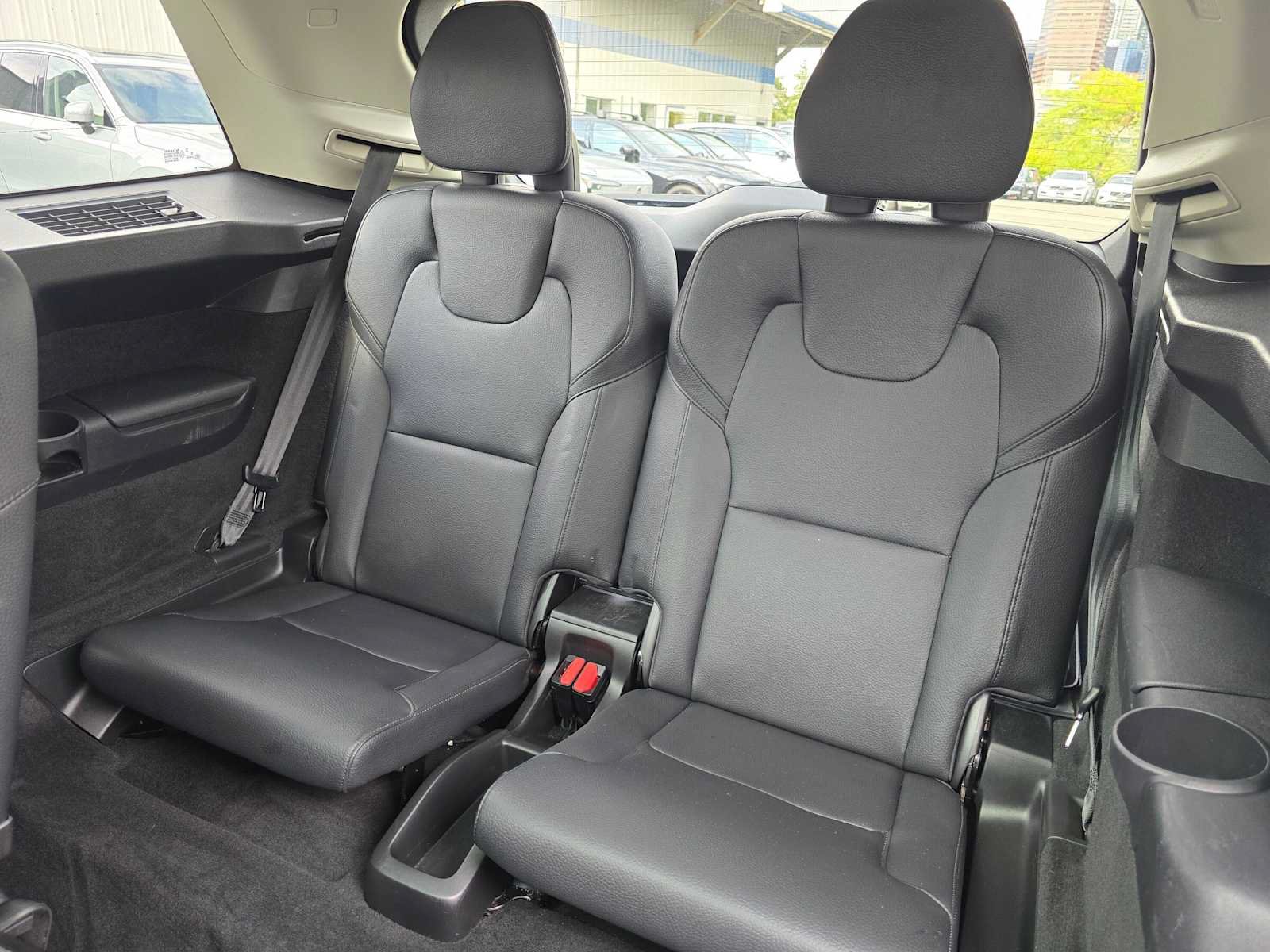 Certified 2023 Volvo XC90 T8 Plus w/ Protection Package Premier AWD/4WD image 18