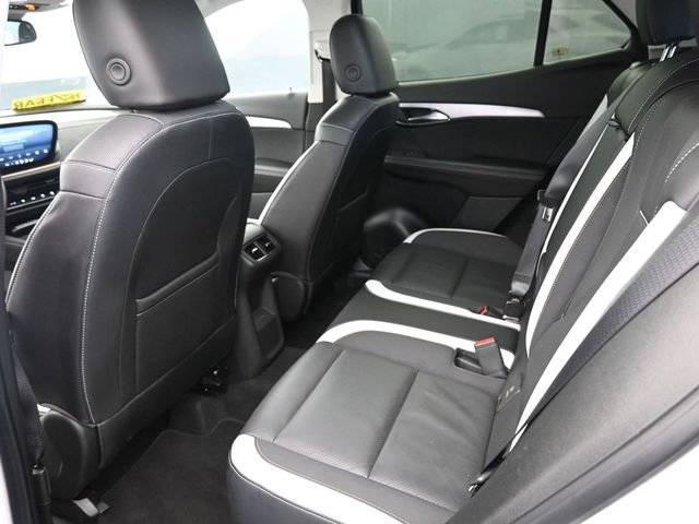 Used 2024 Buick Envision Sport Touring image 16