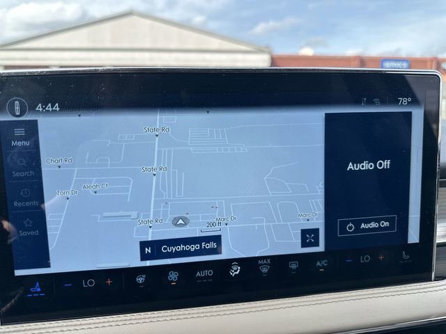 Used 2025 Lincoln Corsair AWD w/ Equipment Group 101A image 22