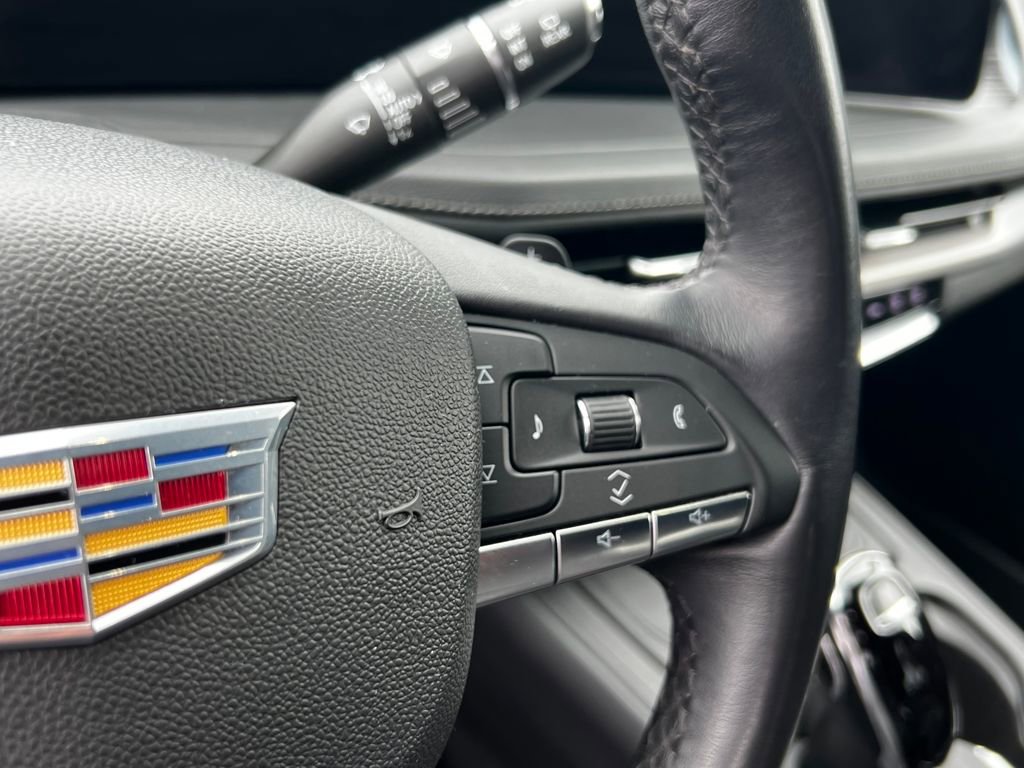 Used 2024 Cadillac XT4 Premium Luxury image 26