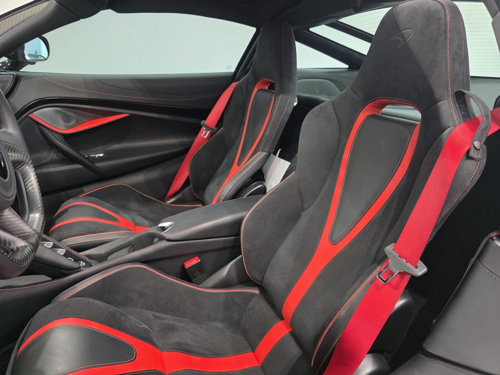 Used 2022 McLaren 720S Performance RWD image 8