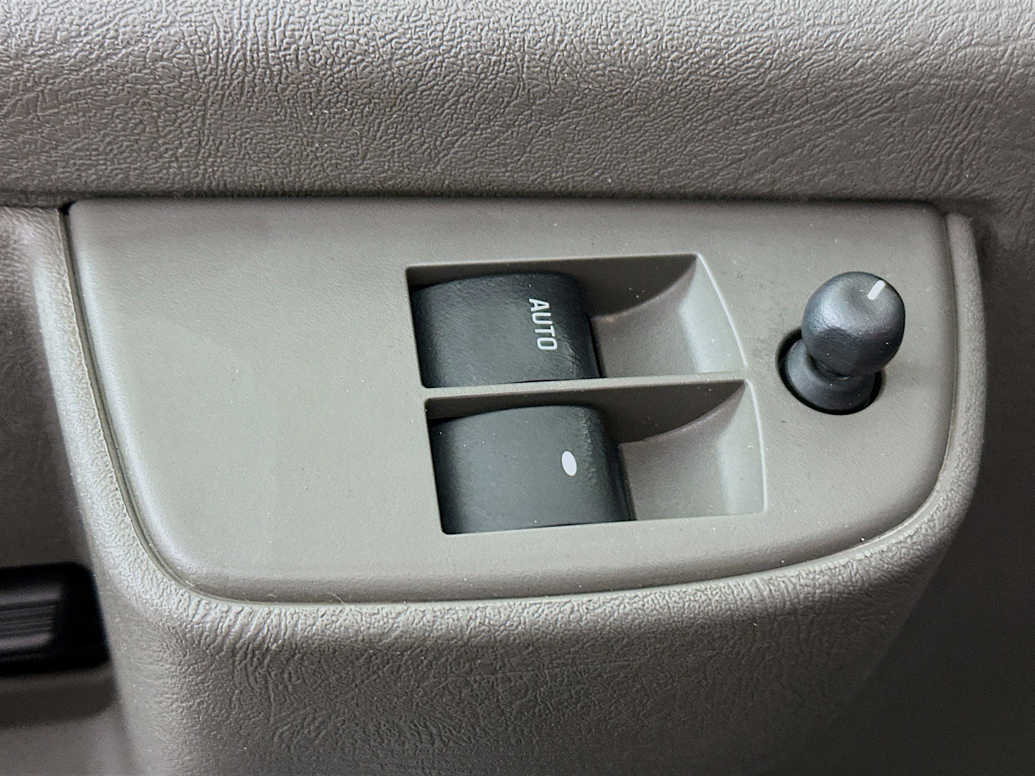 Used 2023 Chevrolet Express 3500 LS RWD image 14