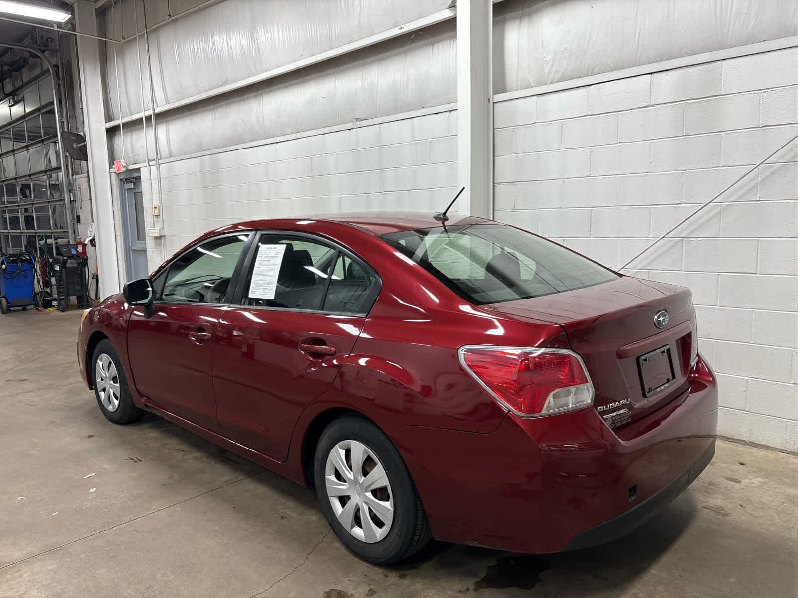 Used 2012 Subaru Impreza 2.0i image 5