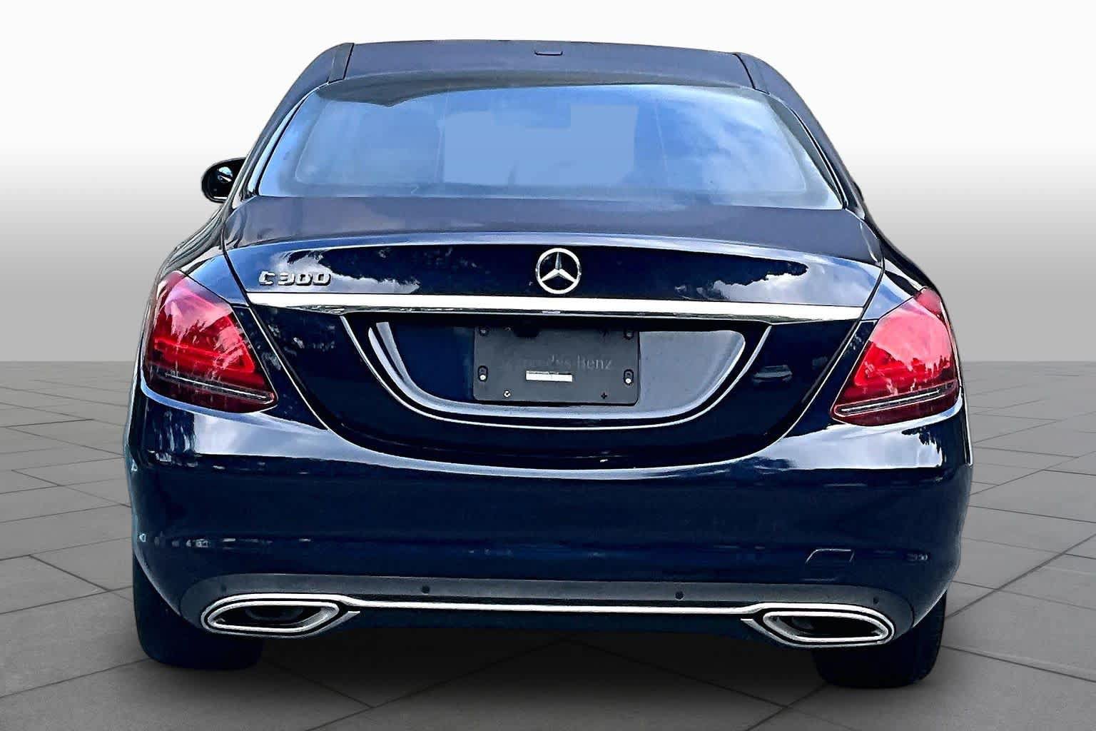 Used 2021 Mercedes-Benz C 300 Sedan image 5