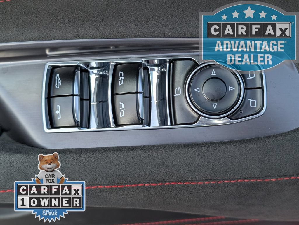 Certified 2025 Chevrolet Corvette E-Ray w/ Stealth Interior Trim Package AWD/4WD image 21
