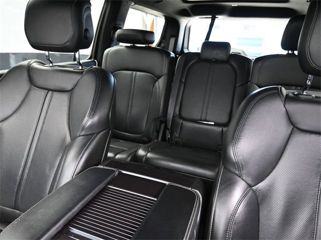 Used 2024 Jeep Wagoneer Base w/ Premium Group I image 20