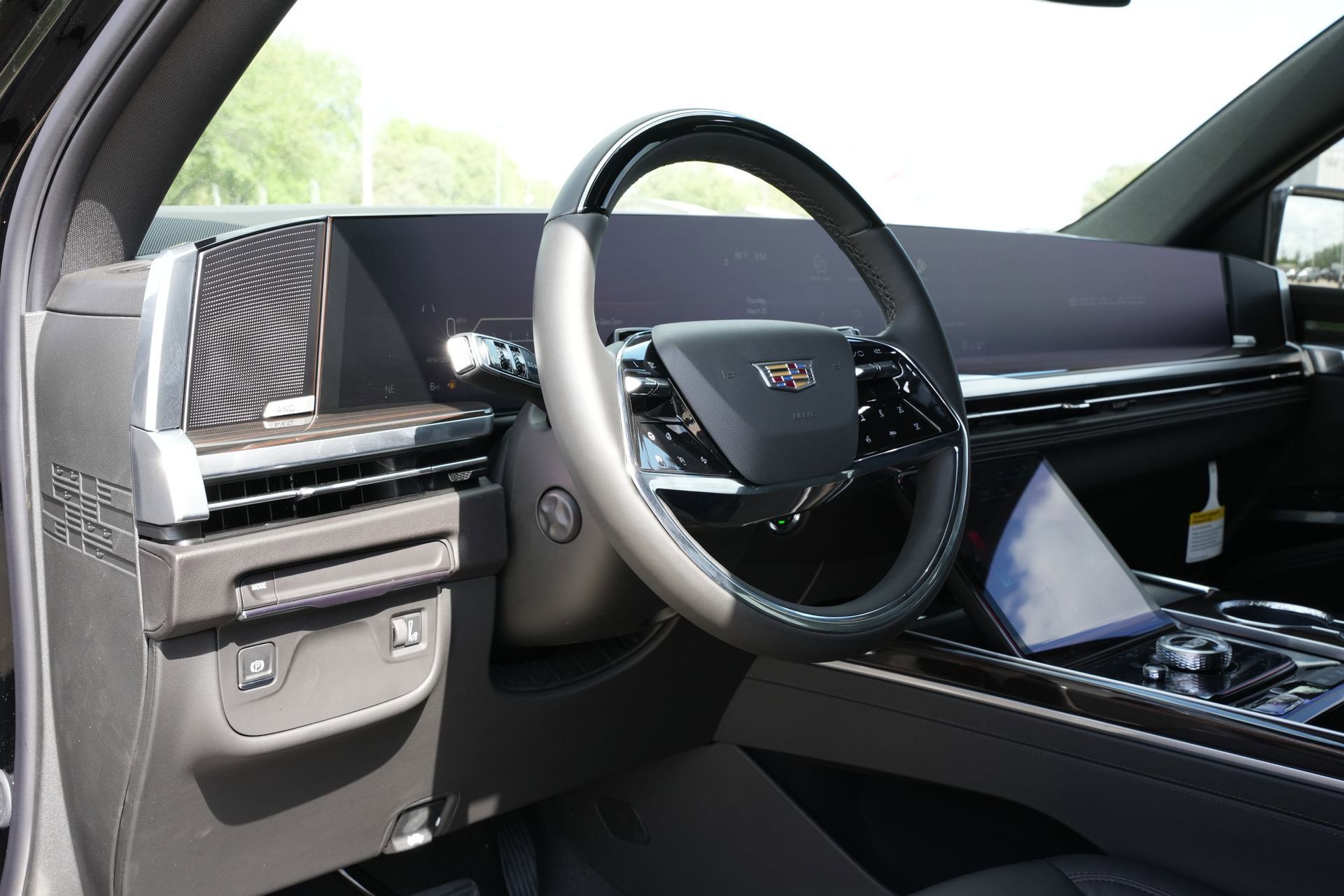 New 2026 Cadillac Escalade 2WD image 15