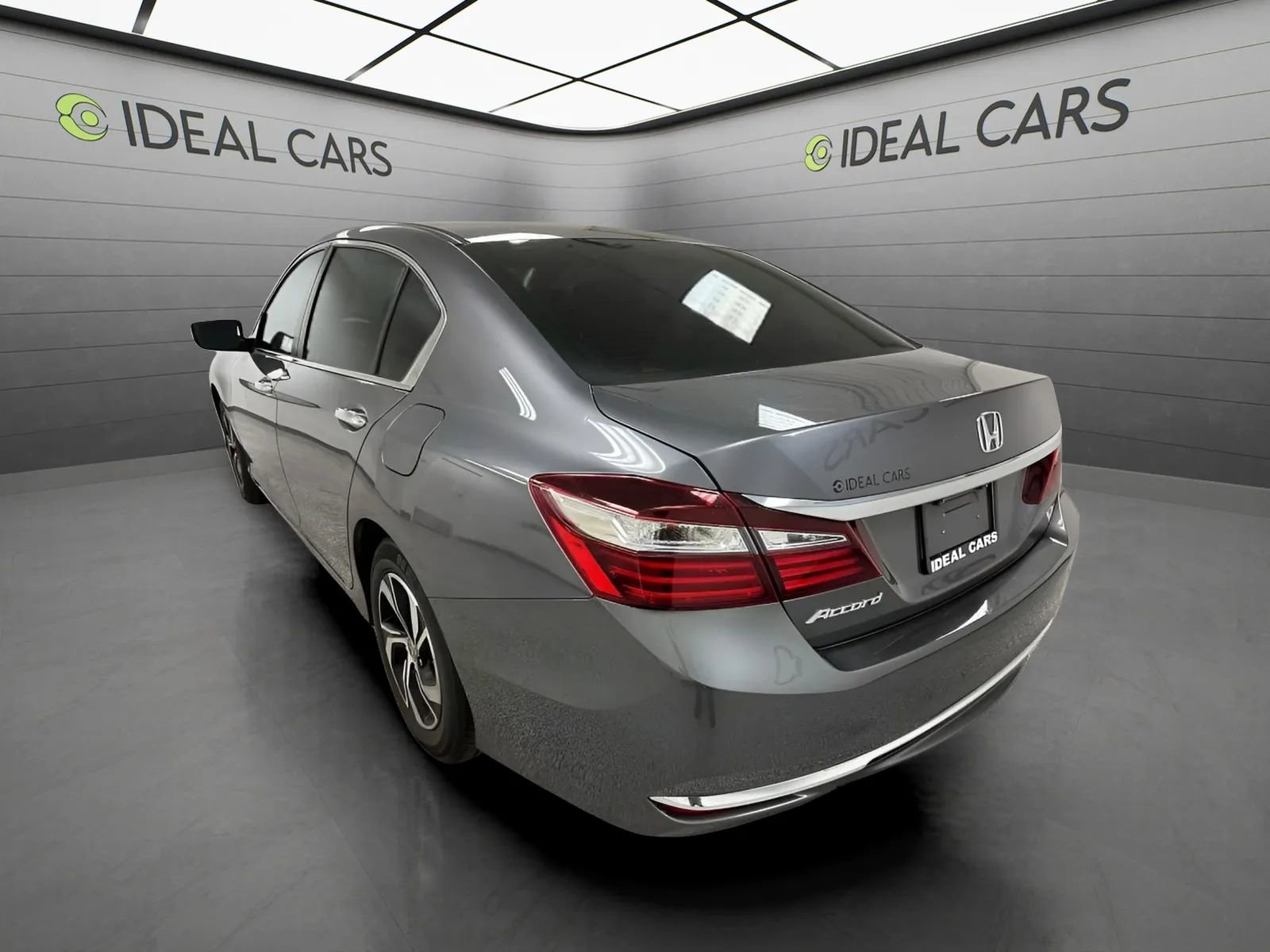 Used 2016 Honda Accord LX image 7