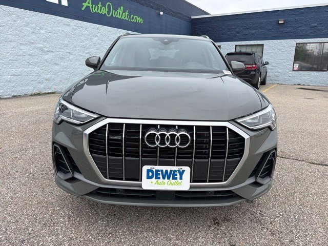 Used 2025 Audi Q3 2.0T Premium AWD/4WD image 8