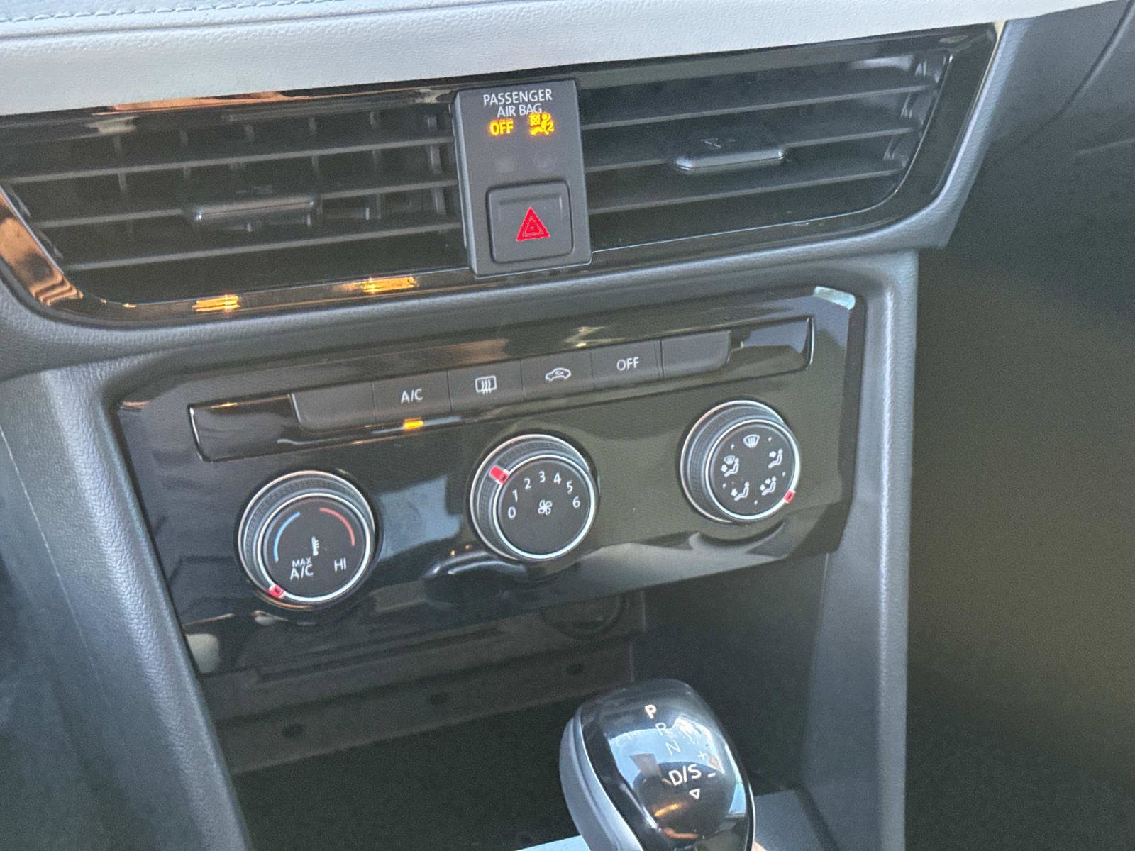 Certified 2025 Volkswagen Taos S image 22