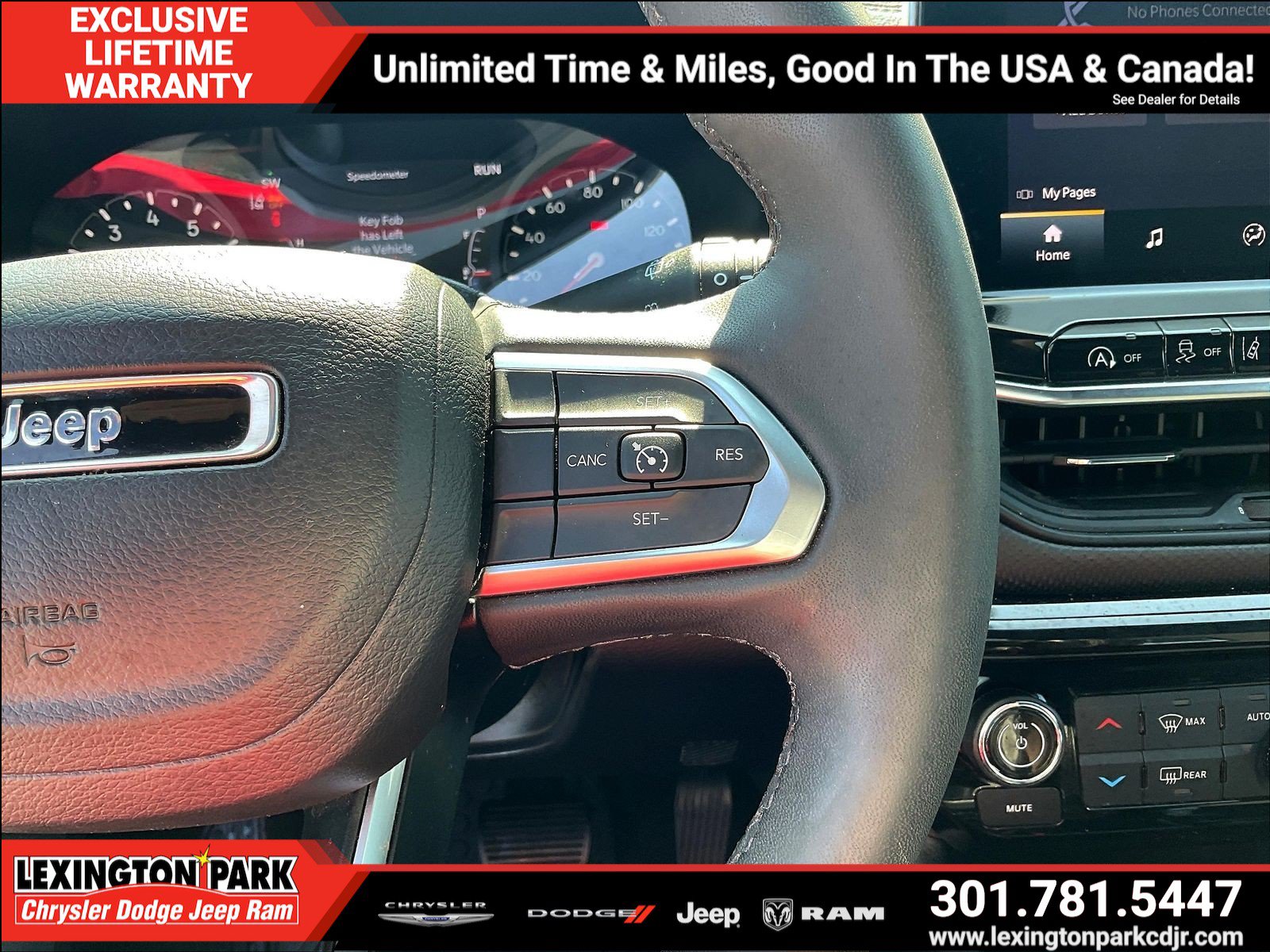 Used 2023 Jeep Compass Latitude w/ Convenience Group AWD/4WD image 12