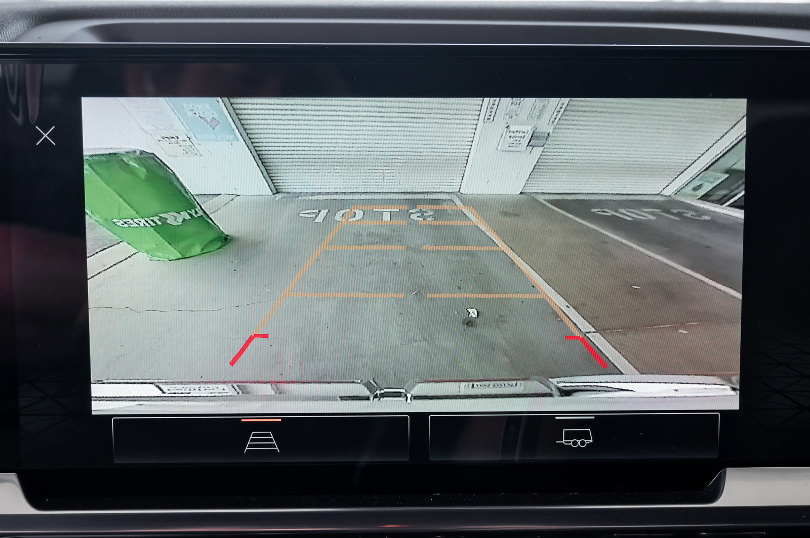 Used 2024 GMC Sierra 1500 Elevation image 24