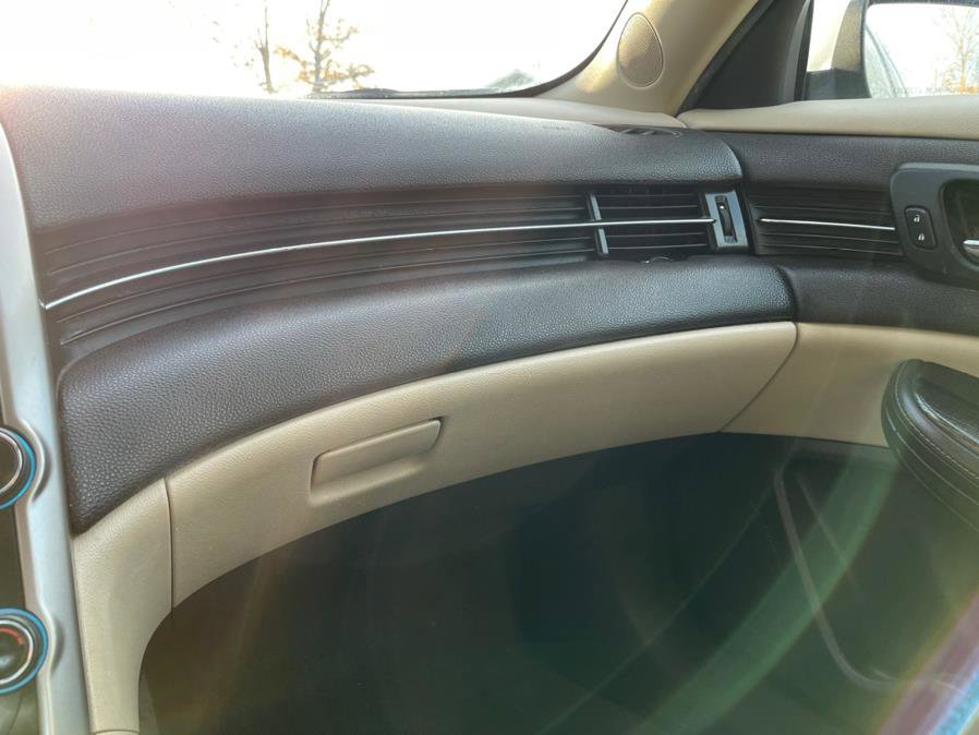 Used 2016 Chevrolet Malibu LT image 39