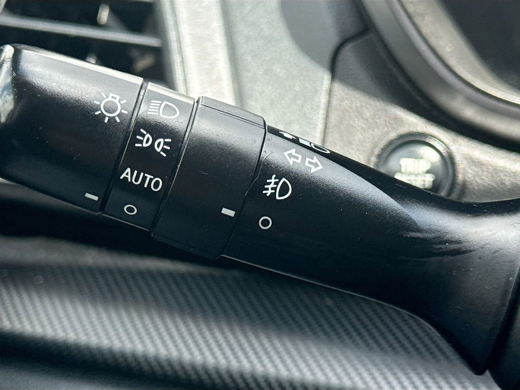 Used 2019 Subaru Crosstrek 2.0i Premium w/ Popular Package #3 image 13