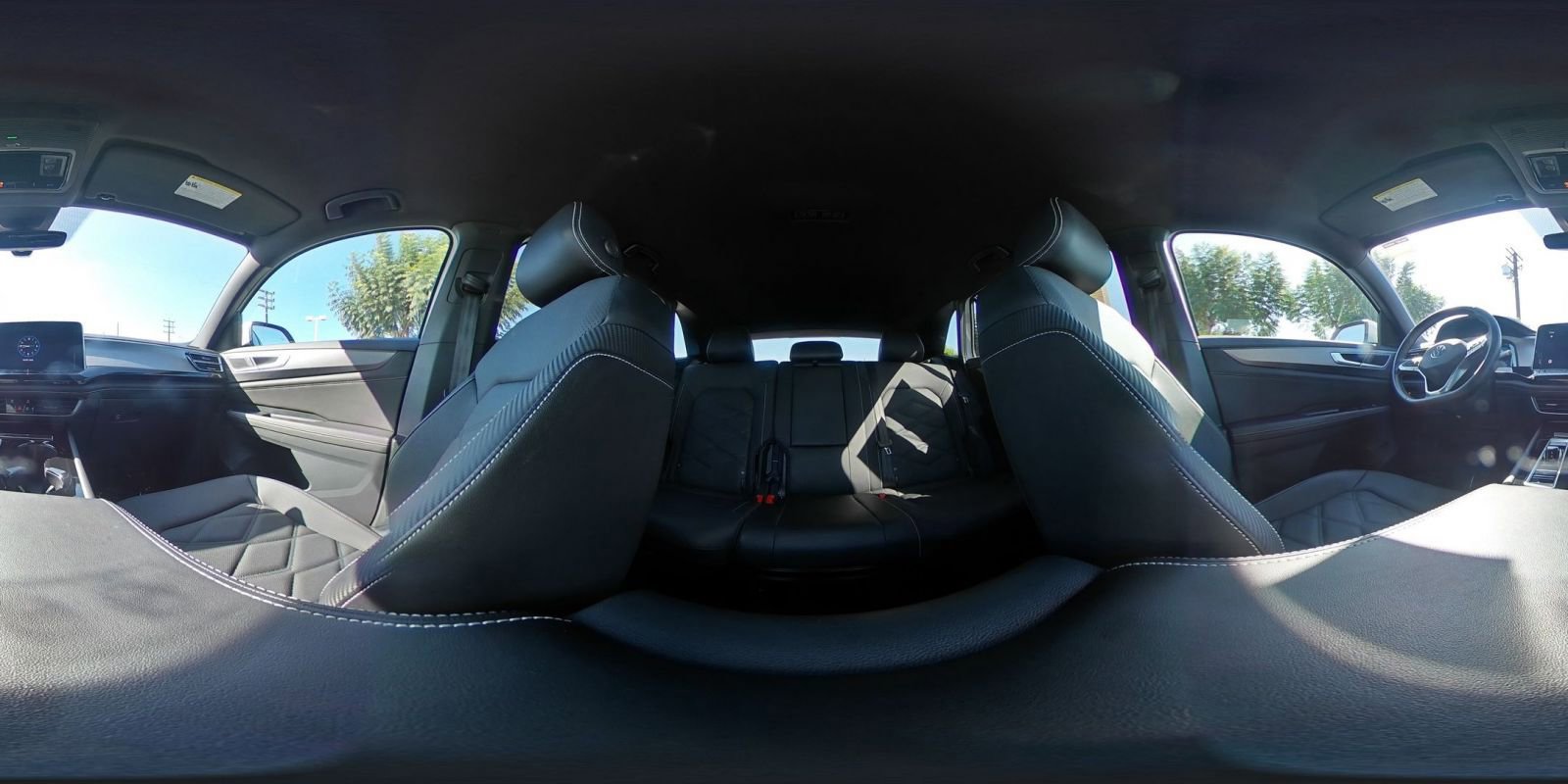 Used 2025 Volkswagen Atlas Cross Sport SE image 42