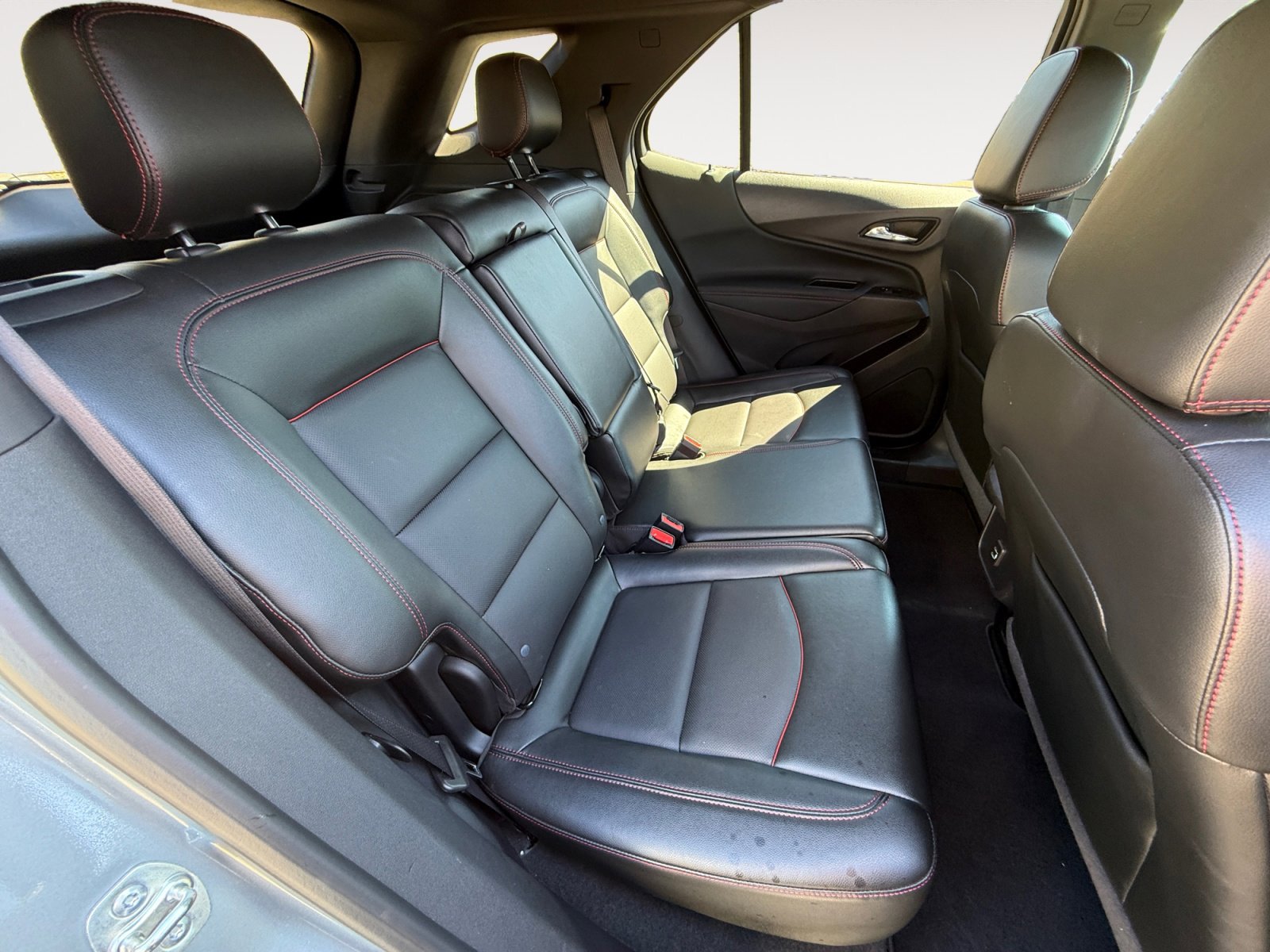 Used 2024 Chevrolet Equinox RS w/ RS Leather Package image 18