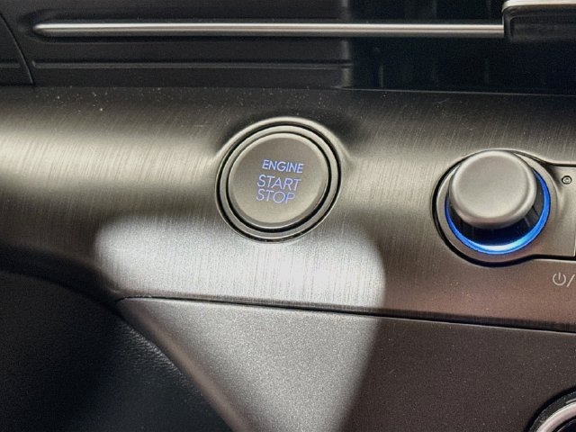 Used 2025 Hyundai Kona SE FWD image 20