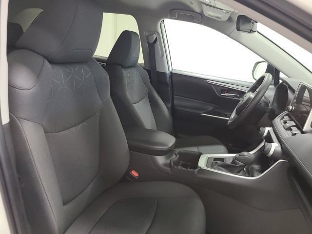 Used 2024 Toyota RAV4 XLE AWD/4WD image 11