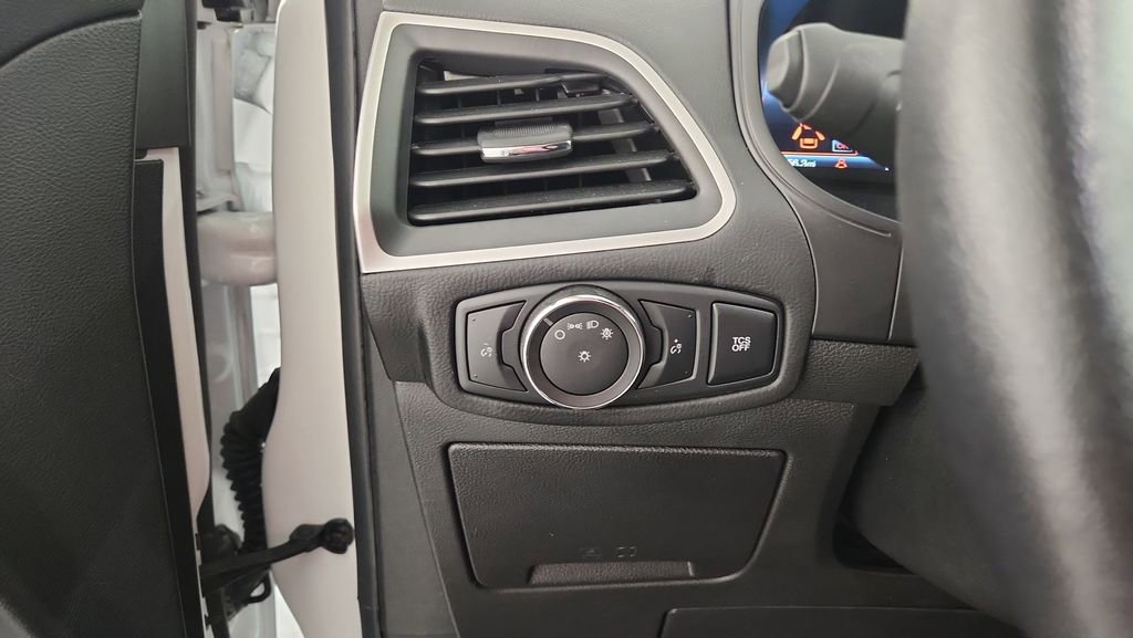 Used 2022 Ford Edge SEL image 22