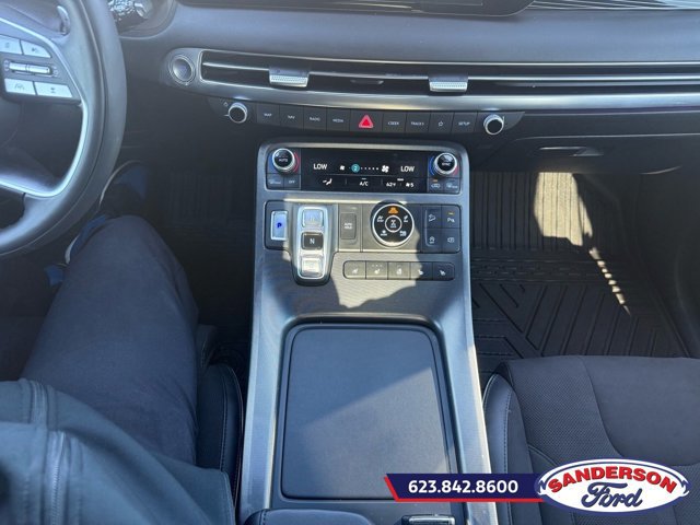 Used 2024 Hyundai Palisade Calligraphy image 17