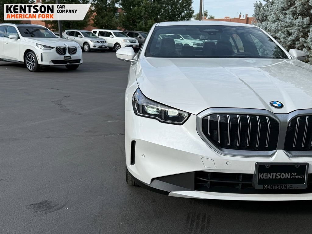 Used 2025 BMW 530i xDrive 530i xDrive image 14