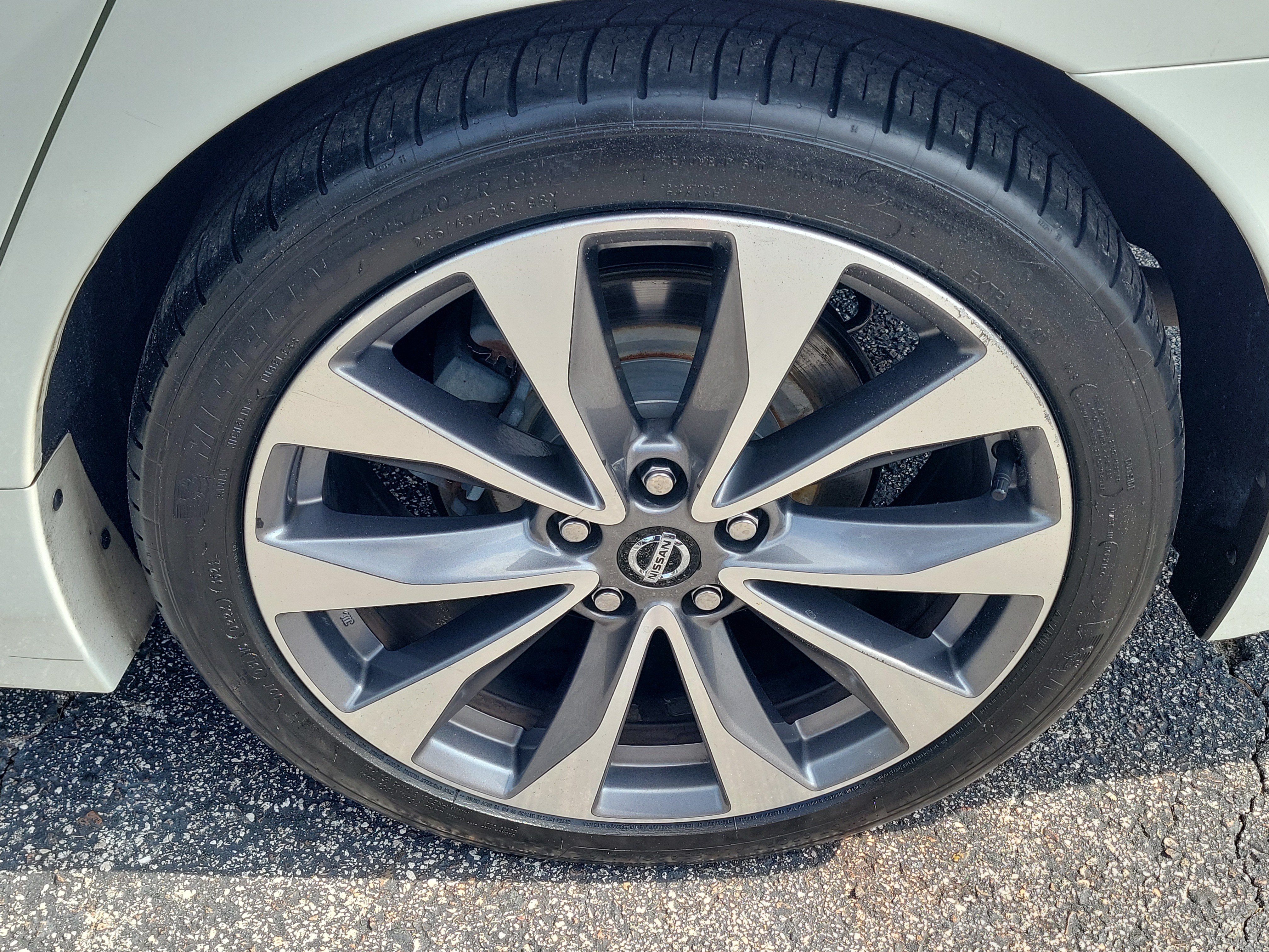 Used 2020 Nissan Maxima Platinum w/ Sport Mat Group FWD image 8
