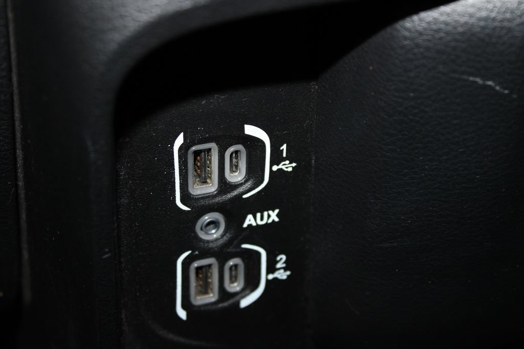 Used 2020 RAM 1500 Big Horn AWD/4WD image 40
