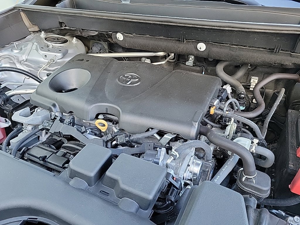 Used 2023 Toyota RAV4 LE FWD image 32