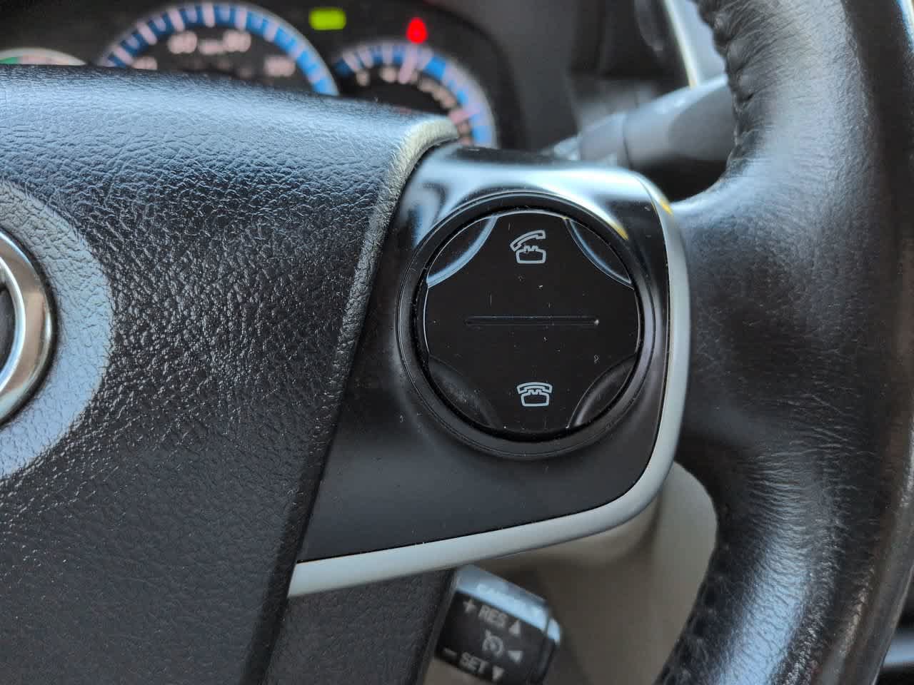 Used 2013 Toyota Camry XLE FWD image 22