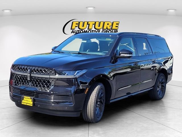 New 2026 Lincoln Navigator L Reserve w/ Jet Appearance Package AWD/4WD image 2