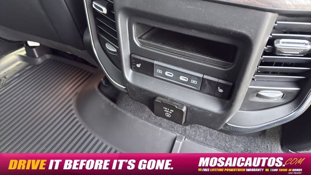 New 2026 RAM 1500 Laramie w/ Night Edition AWD/4WD image 17