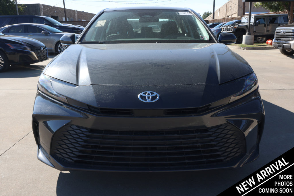 Used 2026 Toyota Camry LE FWD image 2