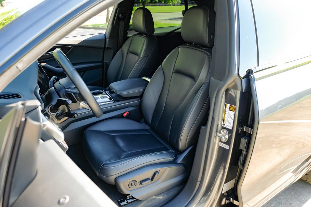 Used 2021 Audi Q8 Premium Plus AWD/4WD image 36