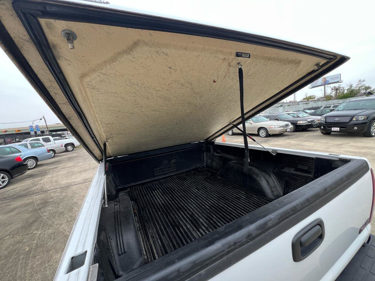 Used 2003 GMC Sierra 1500 2WD Extended Cab w/ Exterior Appearance Package image 12