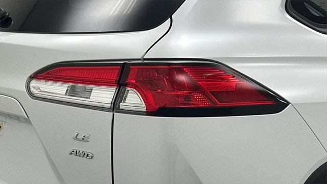 Certified 2022 Toyota Corolla Cross LE image 23