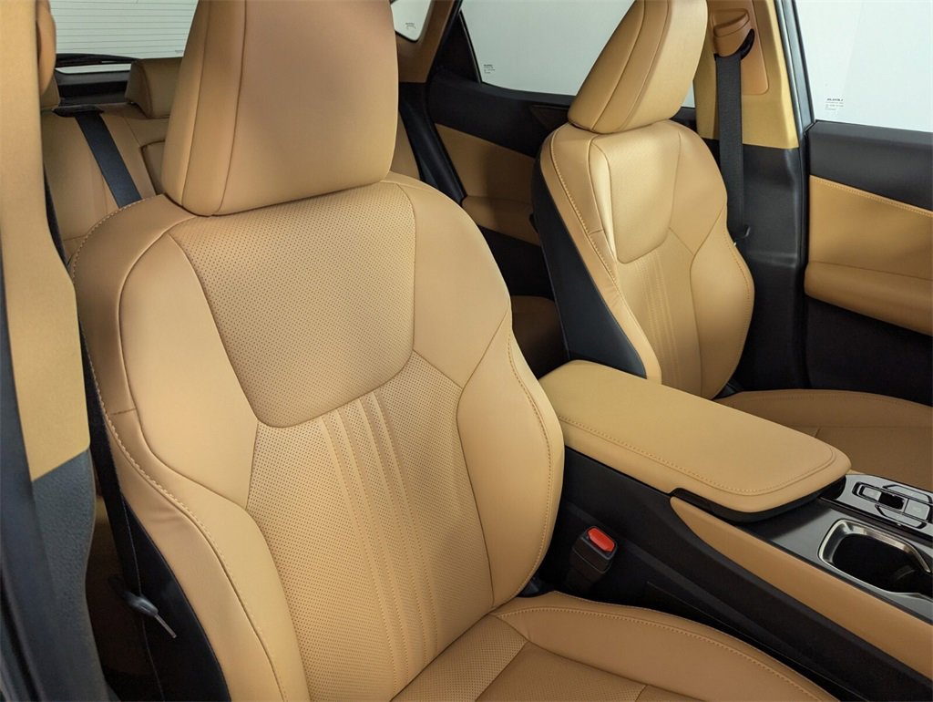 Used 2024 Lexus NX 250 FWD w/ Premium Package image 30