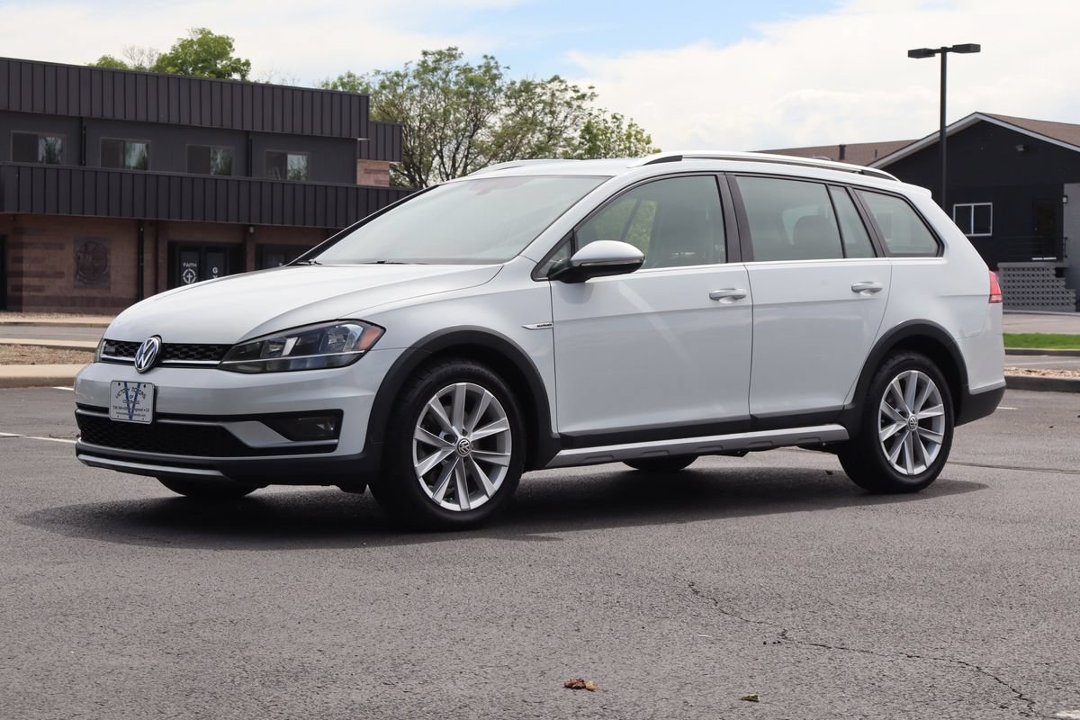 Used 2018 Volkswagen Golf Alltrack S AWD/4WD image 11