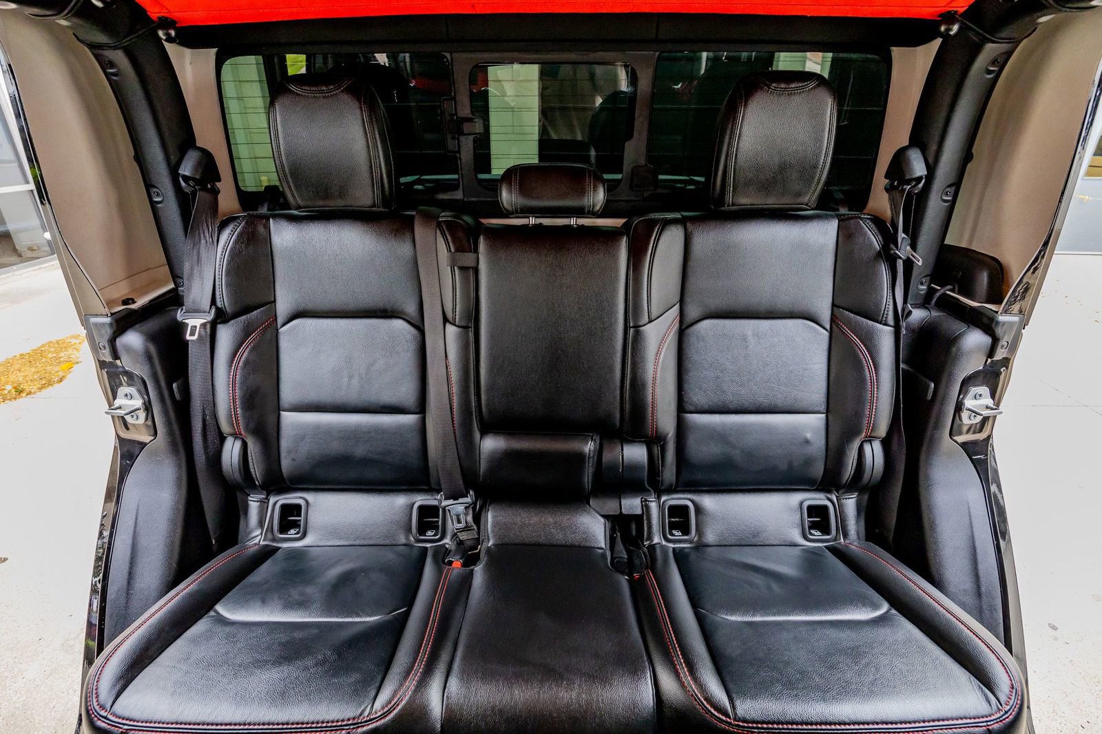 Used 2022 Jeep Gladiator Rubicon w/ LED Lighting Group AWD/4WD image 34