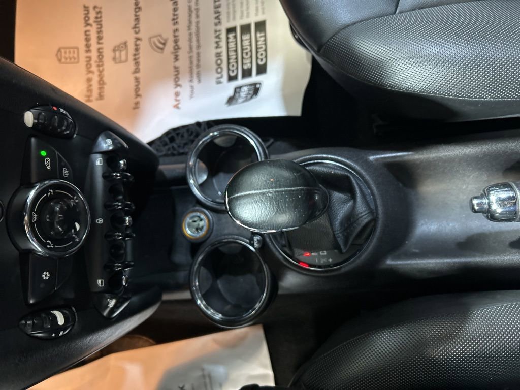 Used 2011 MINI Cooper Hardtop image 26