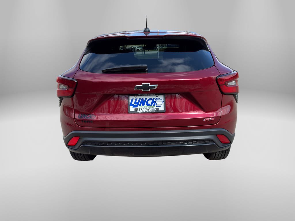 Used 2024 Chevrolet Trax RS w/ Sunroof Package FWD image 7