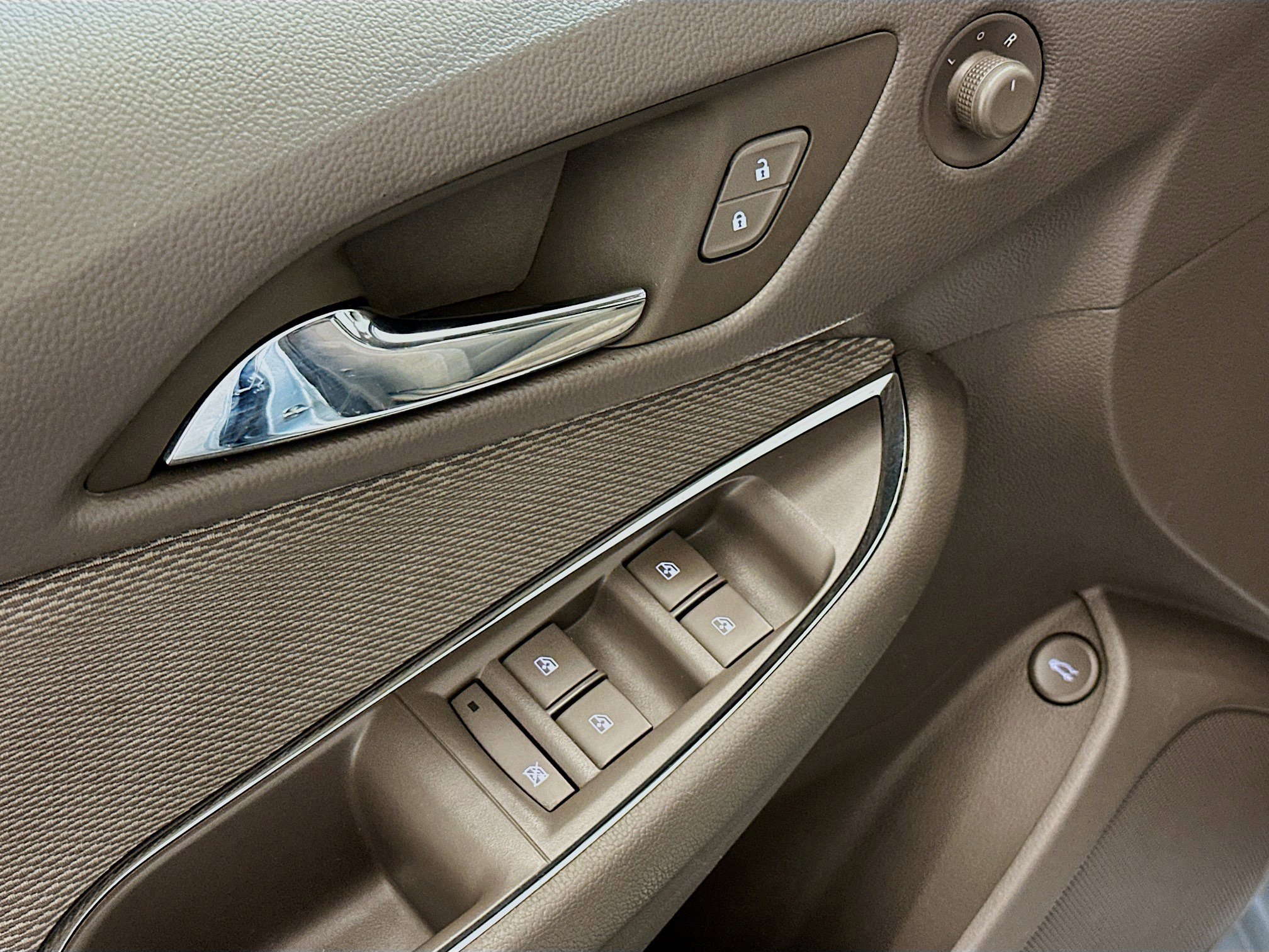Used 2018 Chevrolet Cruze LS FWD image 15