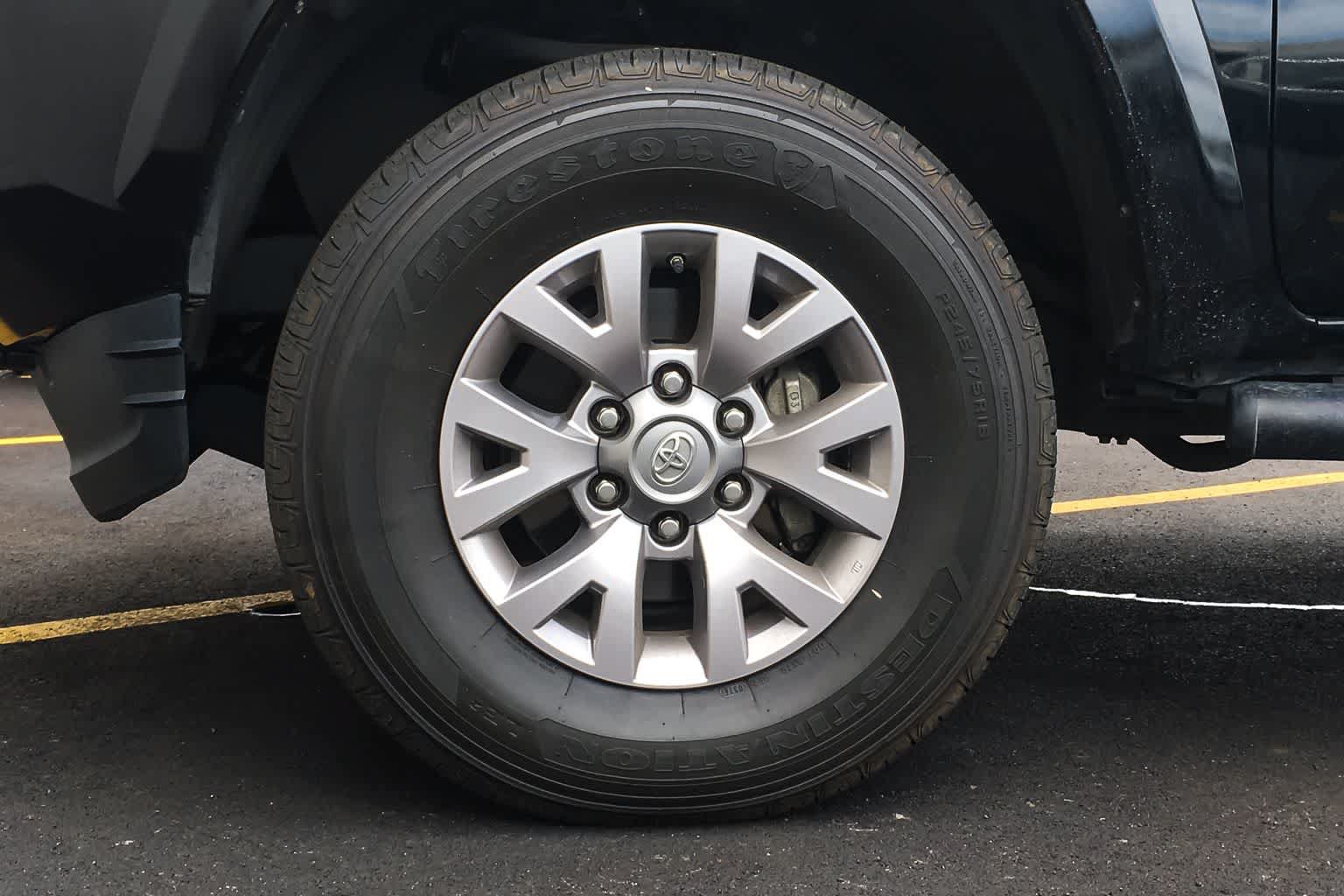 Used 2016 Toyota Tacoma SR5 RWD image 8