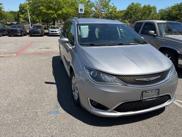 Used 2019 Chrysler Pacifica Touring-L image 21