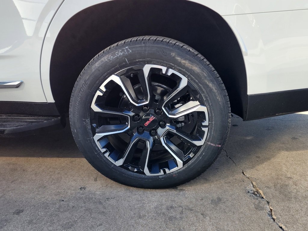 New 2026 GMC Yukon Elevation image 58