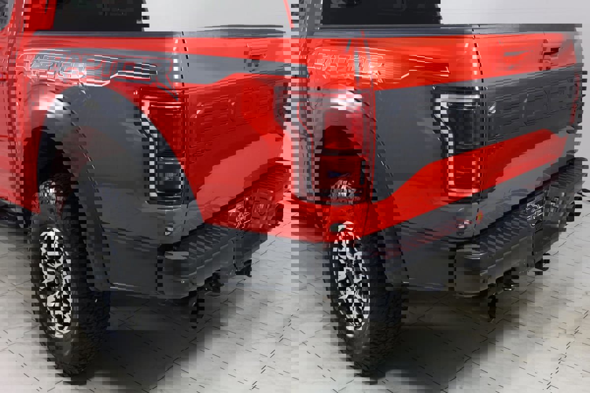 Used 2020 Ford F150 Raptor w/ Equipment Group 802A Luxury AWD/4WD image 48