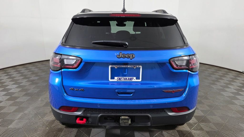 Used 2024 Jeep Compass Trailhawk w/ Trailhawk Elite Group image 8